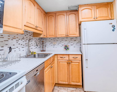 3710 Inverrary Drive - Photo Thumbnail 5