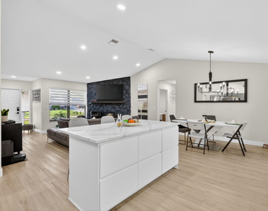 481 Sw Aster Road - Photo Thumbnail 15