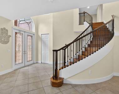 1724 Annandale Circle - Photo Thumbnail 11