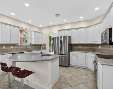 1724 Annandale Circle - Photo Thumbnail 30