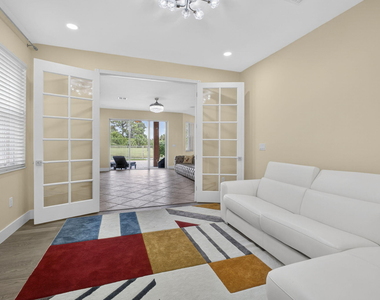 1724 Annandale Circle - Photo Thumbnail 24