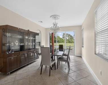 1724 Annandale Circle - Photo Thumbnail 14