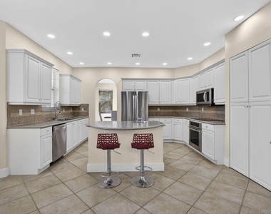1724 Annandale Circle - Photo Thumbnail 27