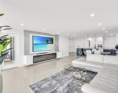 3000 S Ocean Boulevard - Photo Thumbnail 4