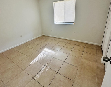 6054 Forest Hill Boulevard - Photo Thumbnail 12