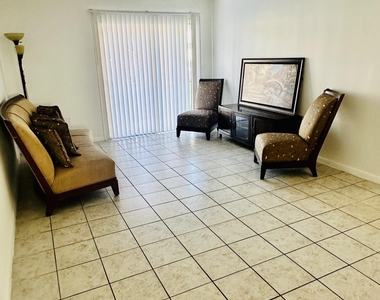 6054 Forest Hill Boulevard - Photo Thumbnail 15