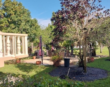 361 Windsor - Photo Thumbnail 19