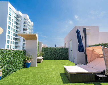 410 Evernia Street - Photo Thumbnail 3
