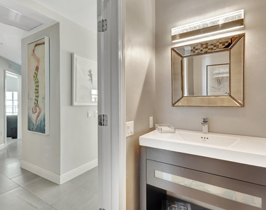 410 Evernia Street - Photo Thumbnail 11