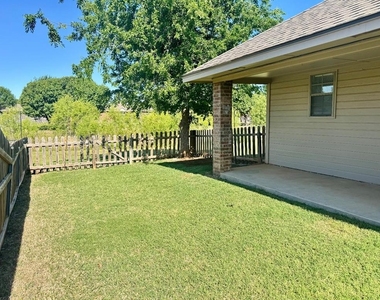 17609 Gold Drive - Photo Thumbnail 20