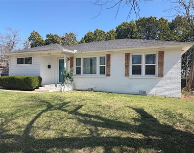 3929 Nw 32nd Street - Photo Thumbnail 1