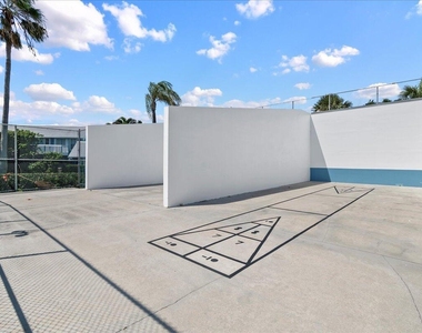 1121 Ocean Dunes Circle - Photo Thumbnail 27