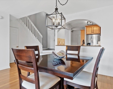 1121 Ocean Dunes Circle - Photo Thumbnail 4