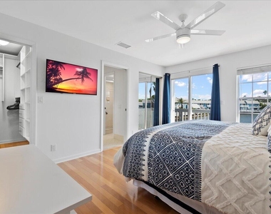 1121 Ocean Dunes Circle - Photo Thumbnail 13