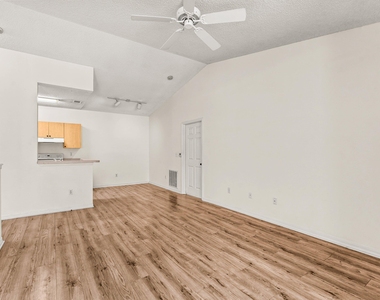10336 Fox Trail Road S - Photo Thumbnail 17