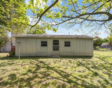 1502 Cloverdale Lane - Photo Thumbnail 26