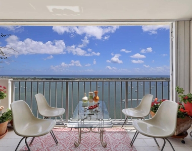 5600 N Flagler Drive - Photo Thumbnail 6