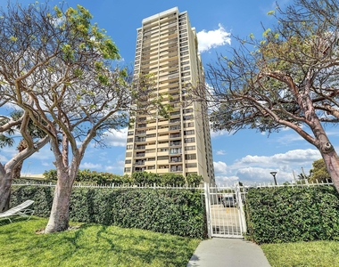 5600 N Flagler Drive - Photo Thumbnail 15
