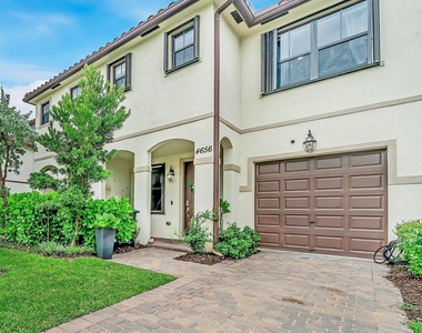 4656 Silver Saw Lane - Photo Thumbnail 2