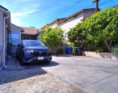 8163 Willis - Photo Thumbnail 6
