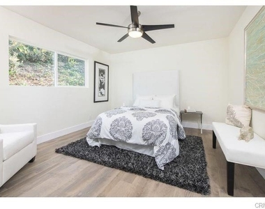 15672 Castlewoods Drive - Photo Thumbnail 13