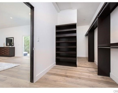 15672 Castlewoods Drive - Photo Thumbnail 21