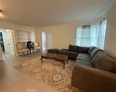 1216 S Cochran - Photo Thumbnail 3