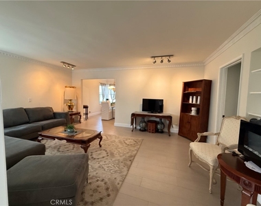 1216 S Cochran - Photo Thumbnail 5