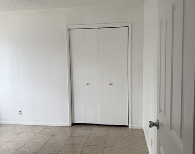 41541 Marine Drive - Photo Thumbnail 11