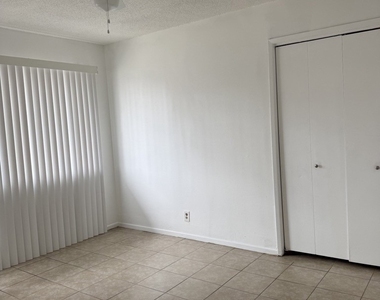 41541 Marine Drive - Photo Thumbnail 14