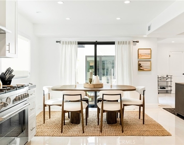 707 Begonia Avenue - Photo Thumbnail 8