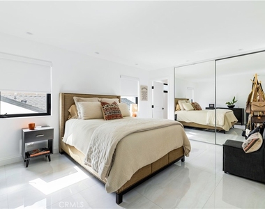 707 Begonia Avenue - Photo Thumbnail 16