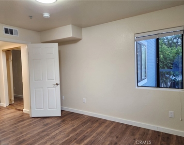 1131 E Doran - Photo Thumbnail 10