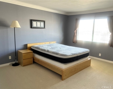 1006 Arcadia Avenue - Photo Thumbnail 15