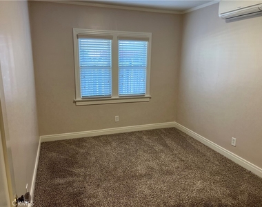 136 Poinsettia Avenue - Photo Thumbnail 14