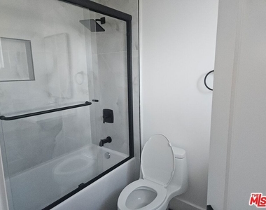 3209 W W 18th Street - Photo Thumbnail 20