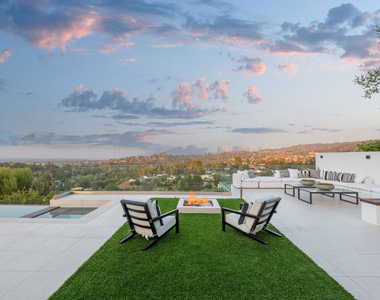 4338 Gayle Drive - Photo Thumbnail 4