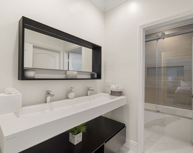 21615 Medina Estates Drive - Photo Thumbnail 30
