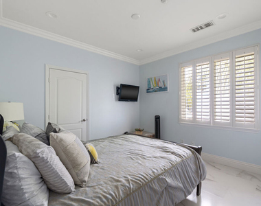 21615 Medina Estates Drive - Photo Thumbnail 31