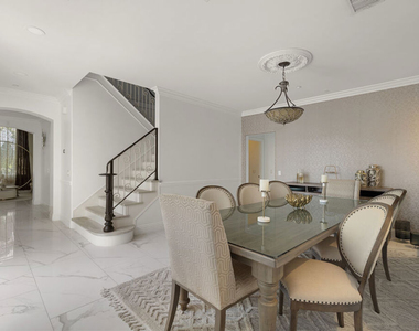 21615 Medina Estates Drive - Photo Thumbnail 12