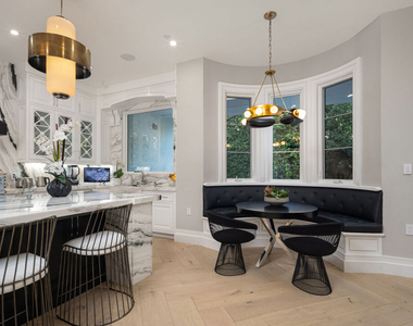 806 N Gardner Street - Photo Thumbnail 19