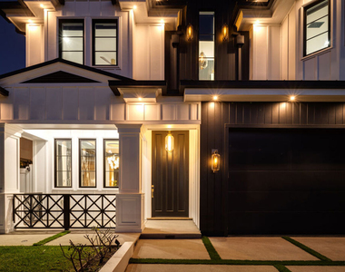 806 N Gardner Street - Photo Thumbnail 59