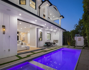 806 N Gardner Street - Photo Thumbnail 17
