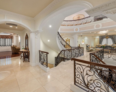 1455 Robmar Drive - Photo Thumbnail 18