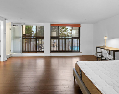 10982 Roebling Avenue - Photo Thumbnail 17