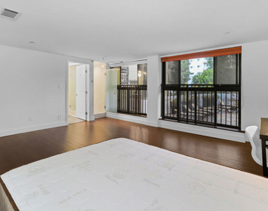 10982 Roebling Avenue - Photo Thumbnail 19