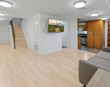 10982 Roebling Avenue - Photo Thumbnail 2