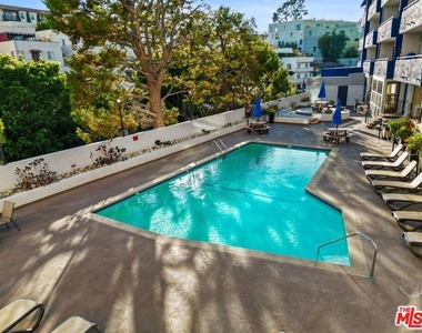 10982 Roebling Avenue - Photo Thumbnail 34