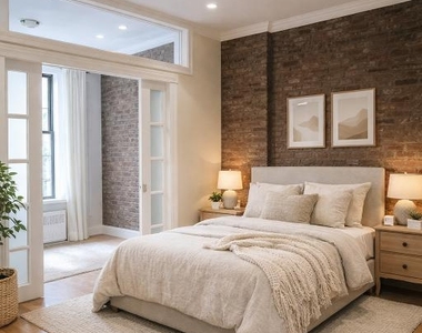 212 E 105th St - Photo Thumbnail 1