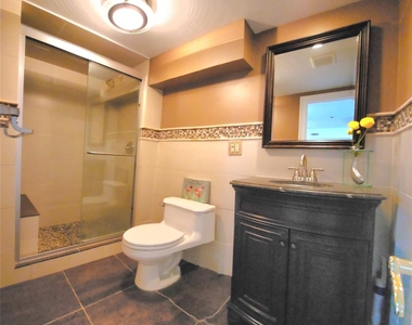 244 Martin Drive - Photo Thumbnail 21